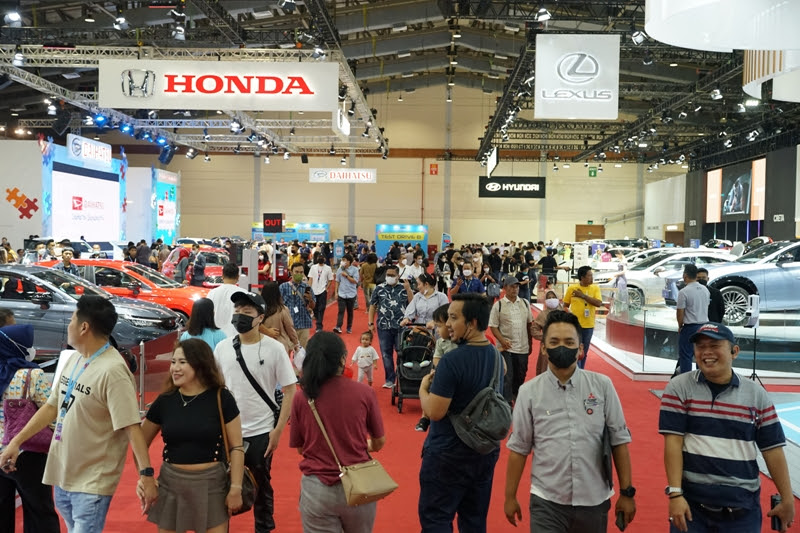 Jakarta Auto Week Sepi Pengunjung, Sales Merana