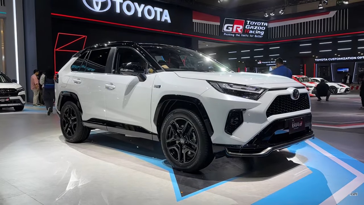 1,8 Juta Toyota RAV4 di Recall CVT Indonesia