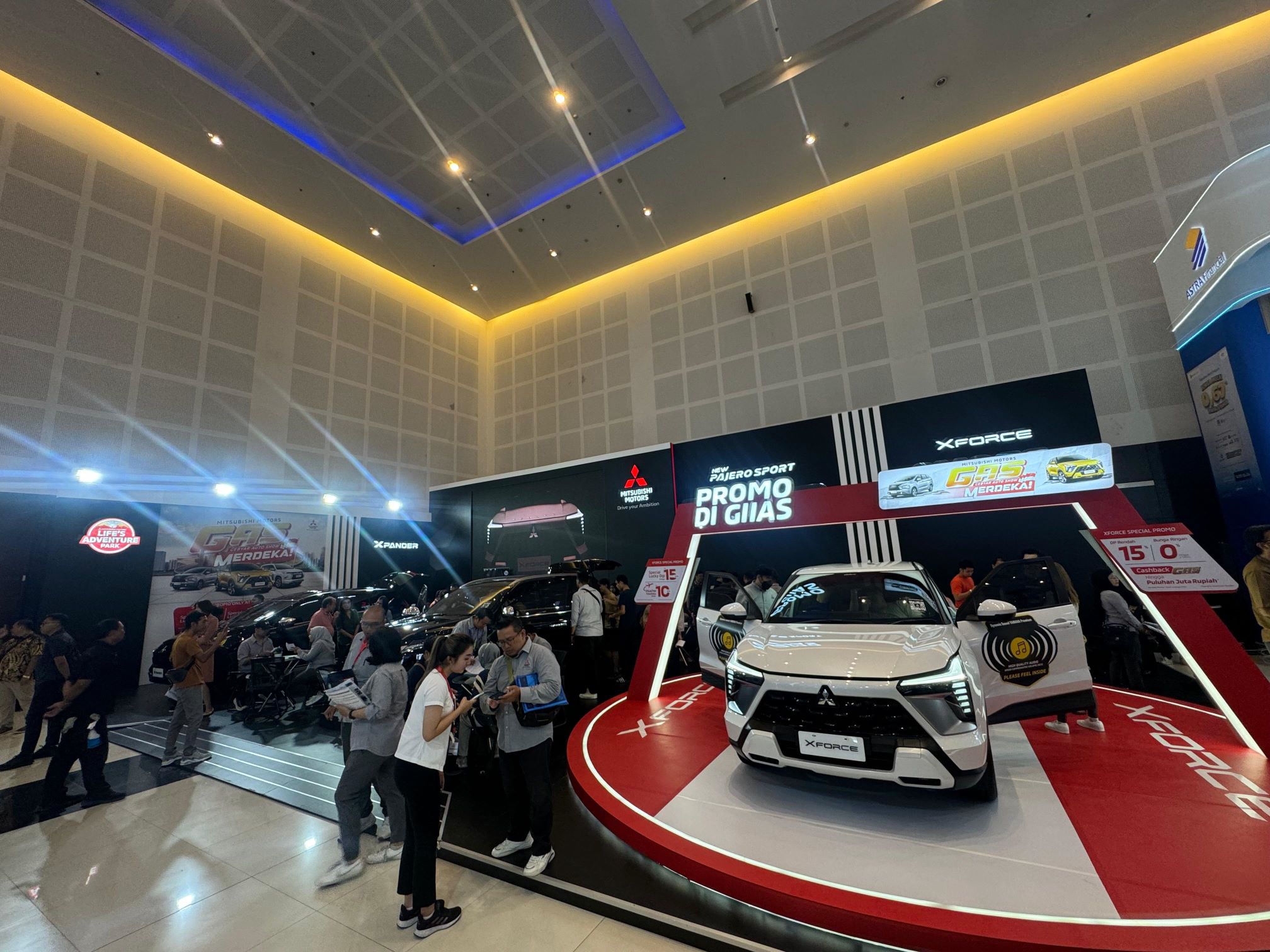 Mitsubishi XForce Tampil Mentereng Di GIIAS Surabaya 2024