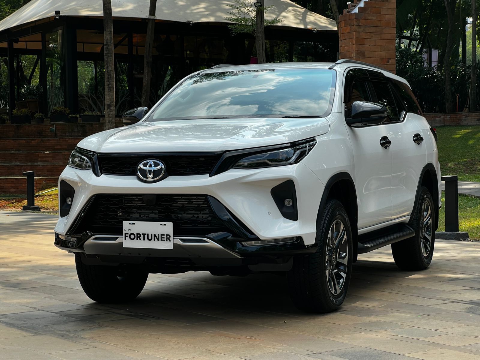 Akankah Toyota Fortuner Mendapatkan Varian Mesin Hybrid?