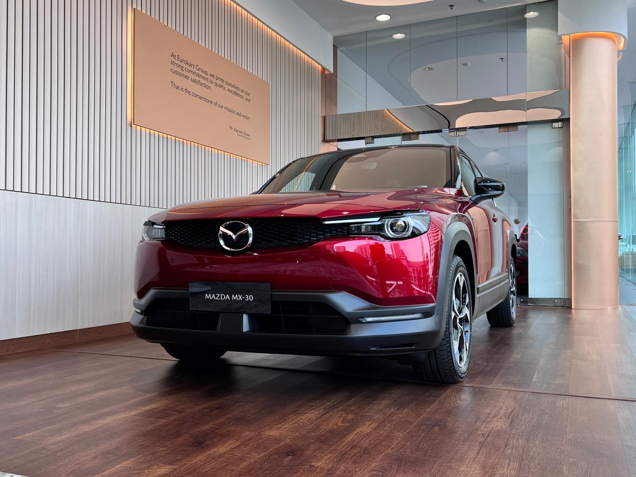 Mazda MX 30 Resmi Meluncur, Mobil Yang Spesial Atau Hanya Statement?